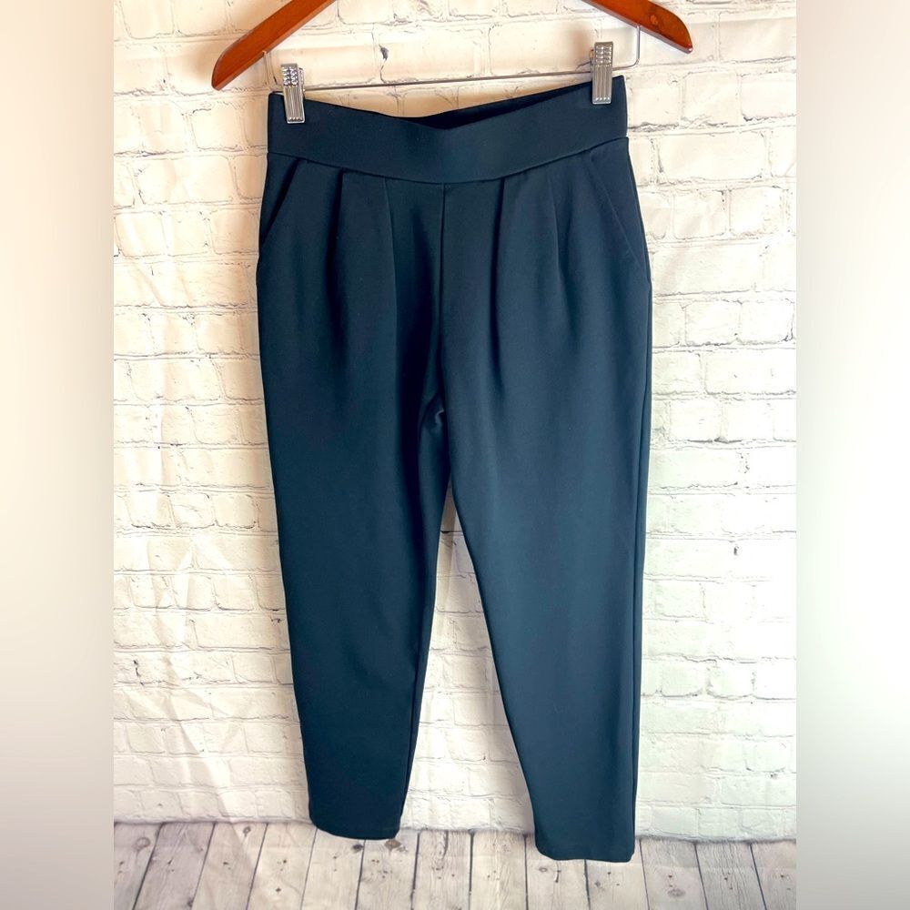 Modern Ambition Delightfully Technical Black Pants Size XS